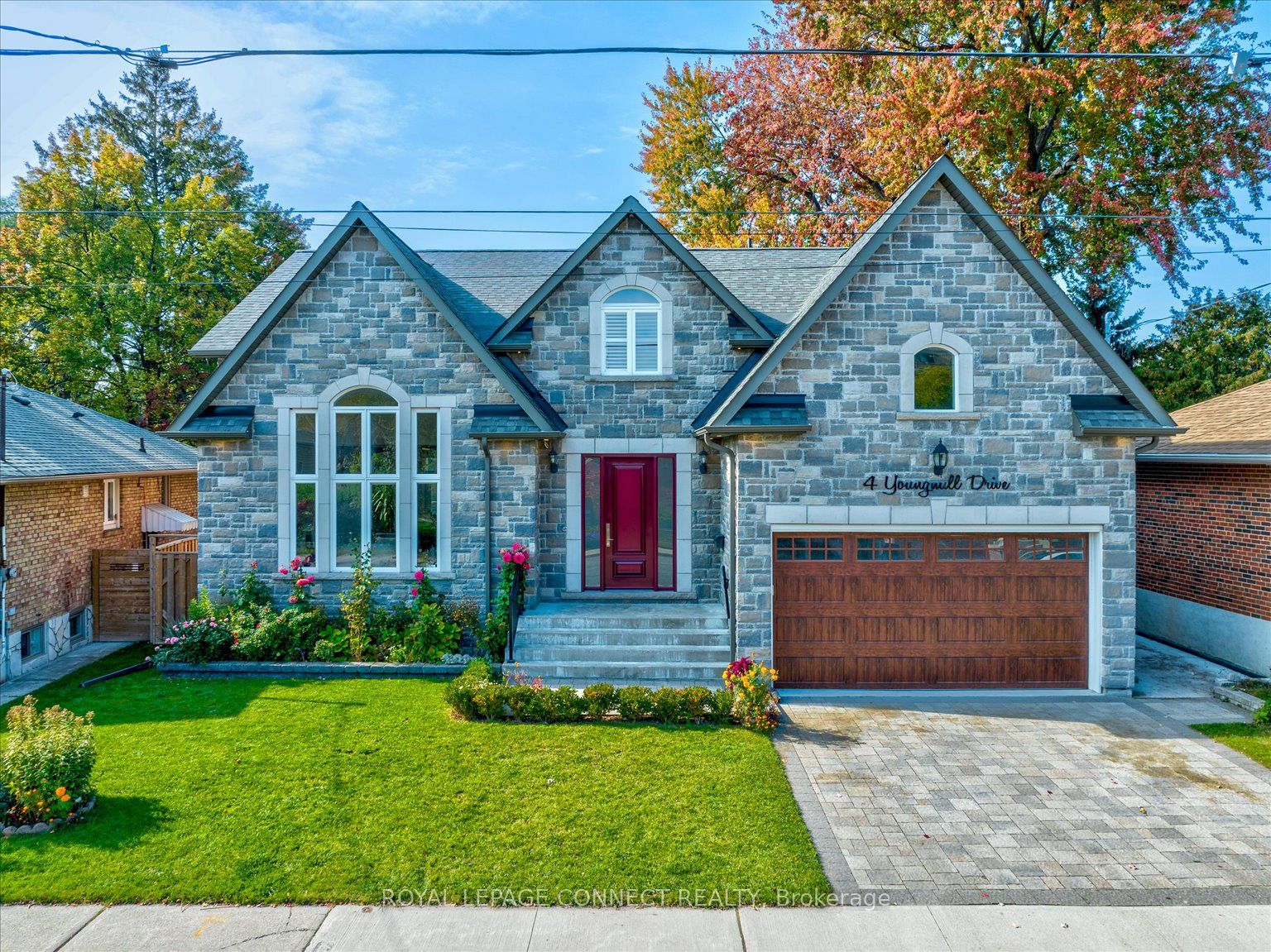 4 Youngmill Dr
