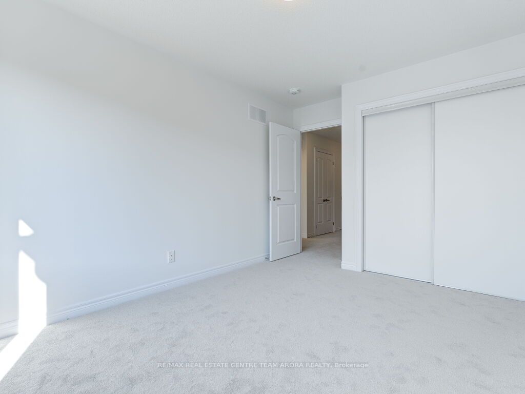29 Sorbara Way
