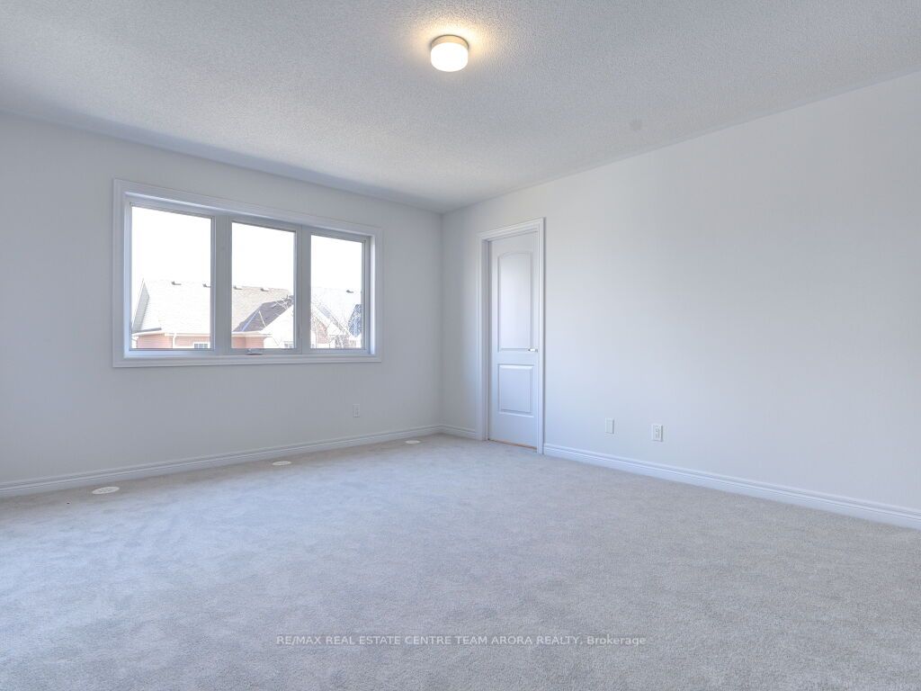 29 Sorbara Way