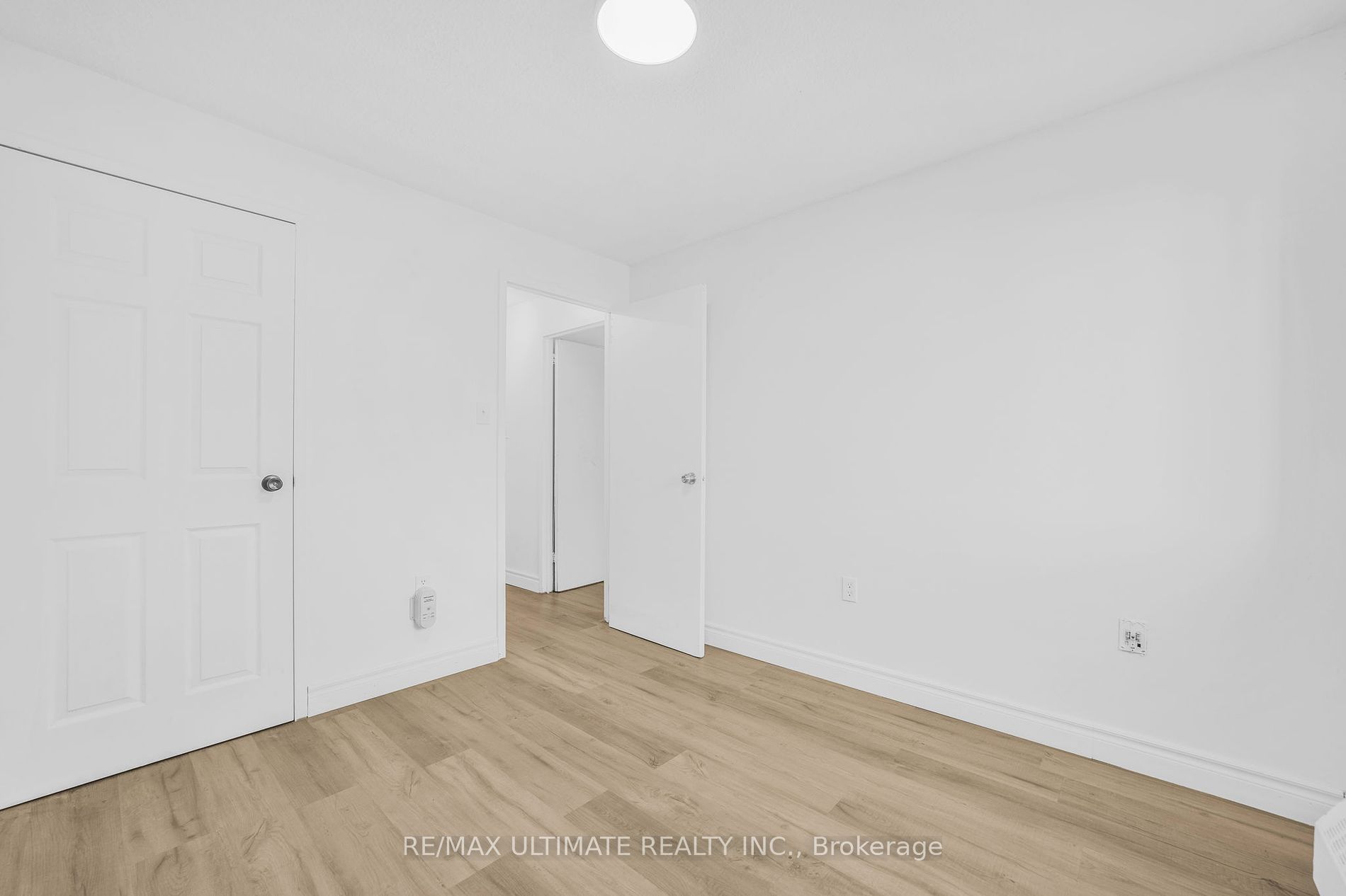 936 Glen St, #205