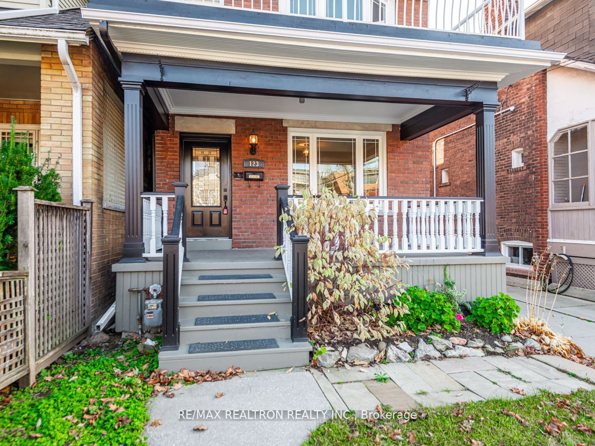 123 Browning Ave