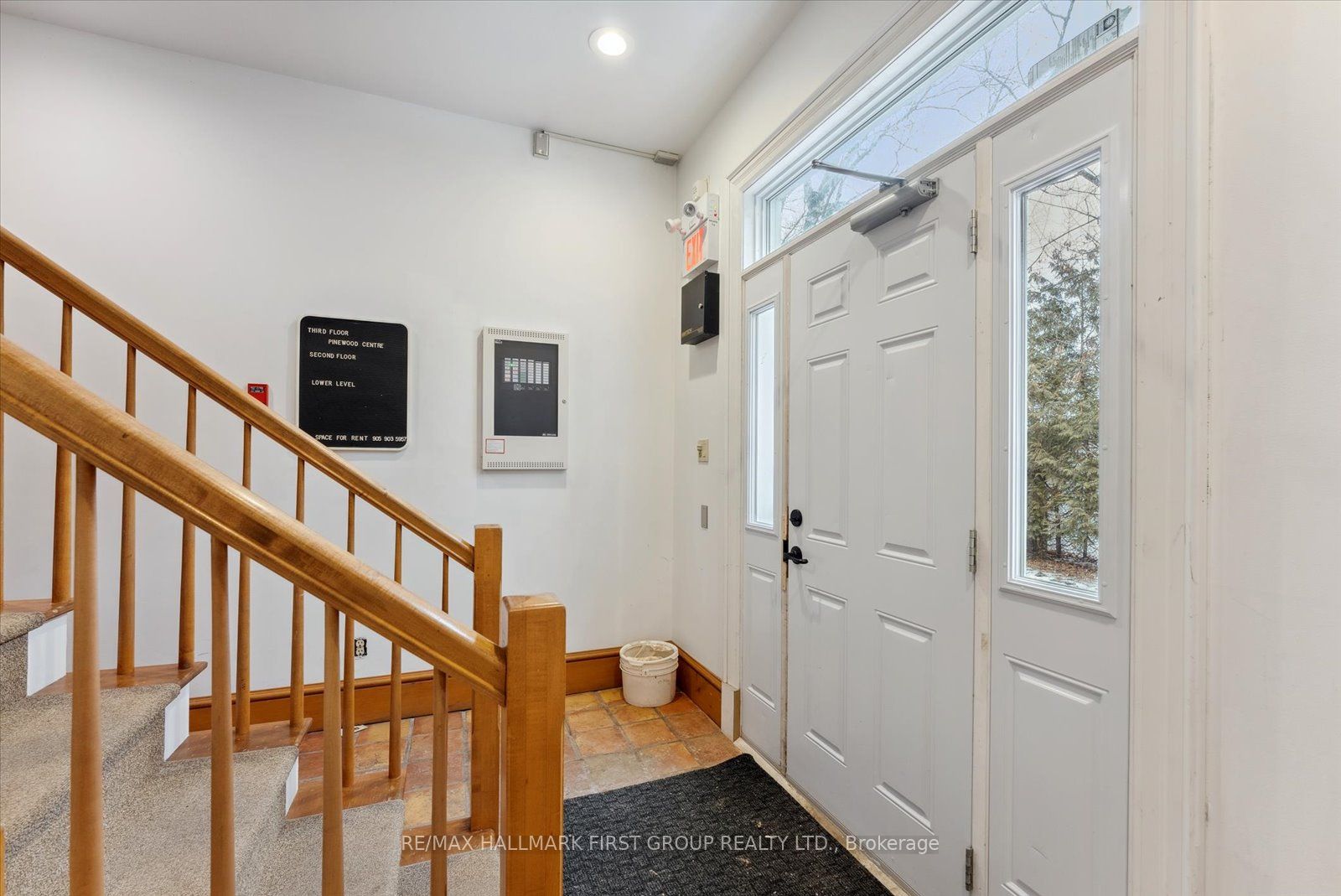 180 Mary St, #4