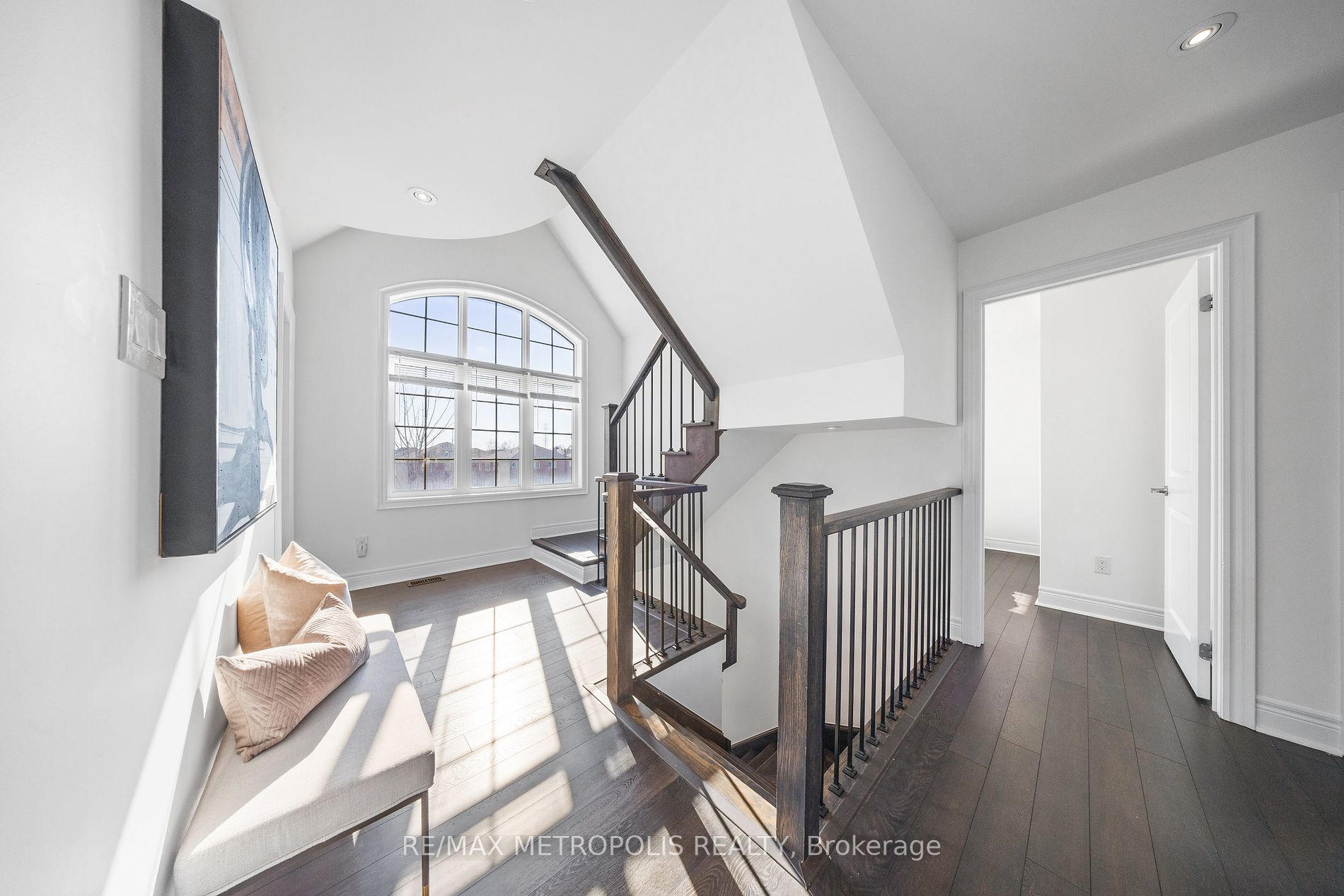 285 Finch Ave, #19