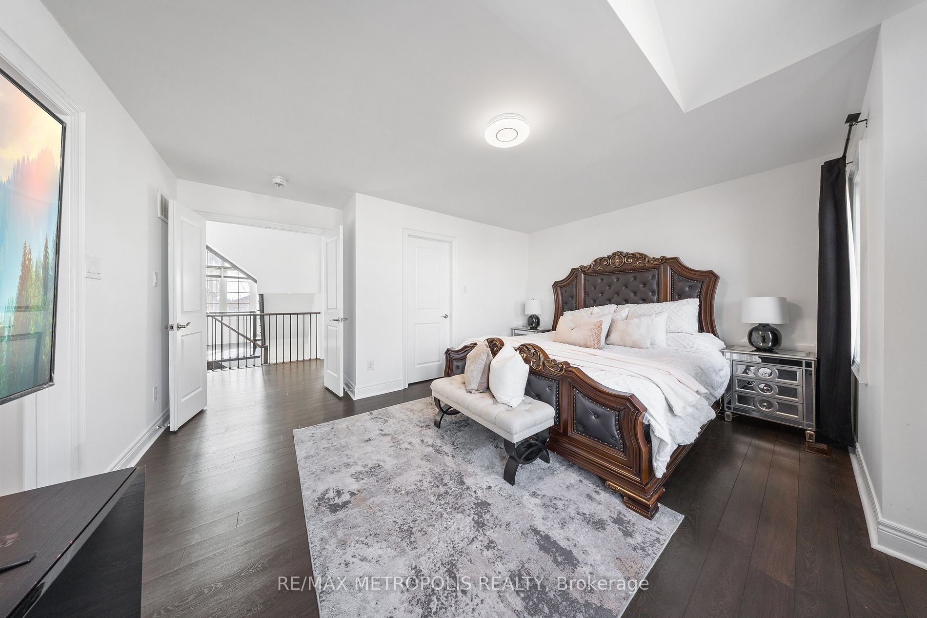 285 Finch Ave, #19
