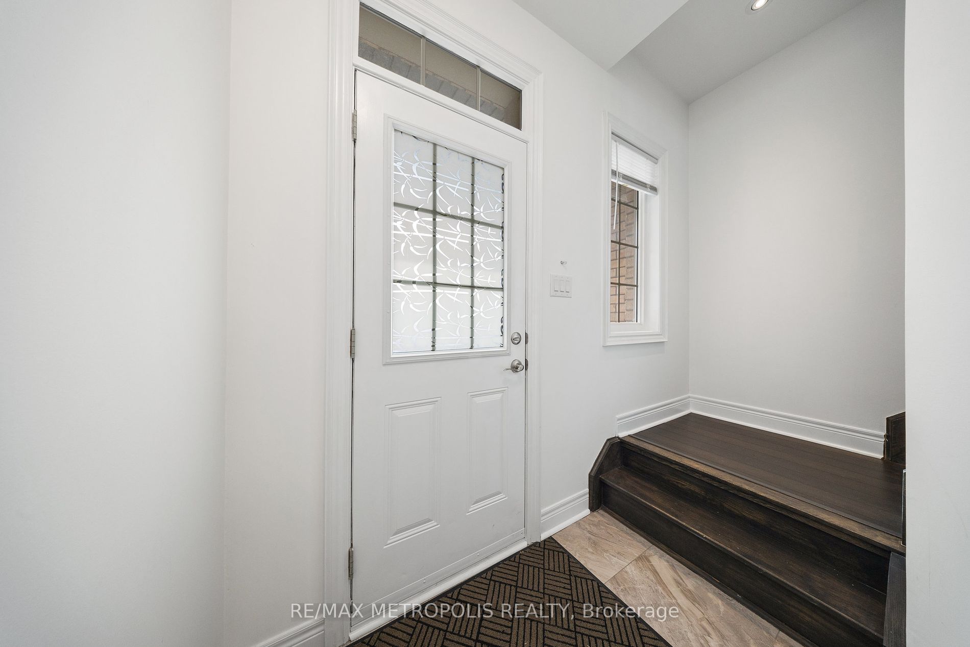 285 Finch Ave, #19