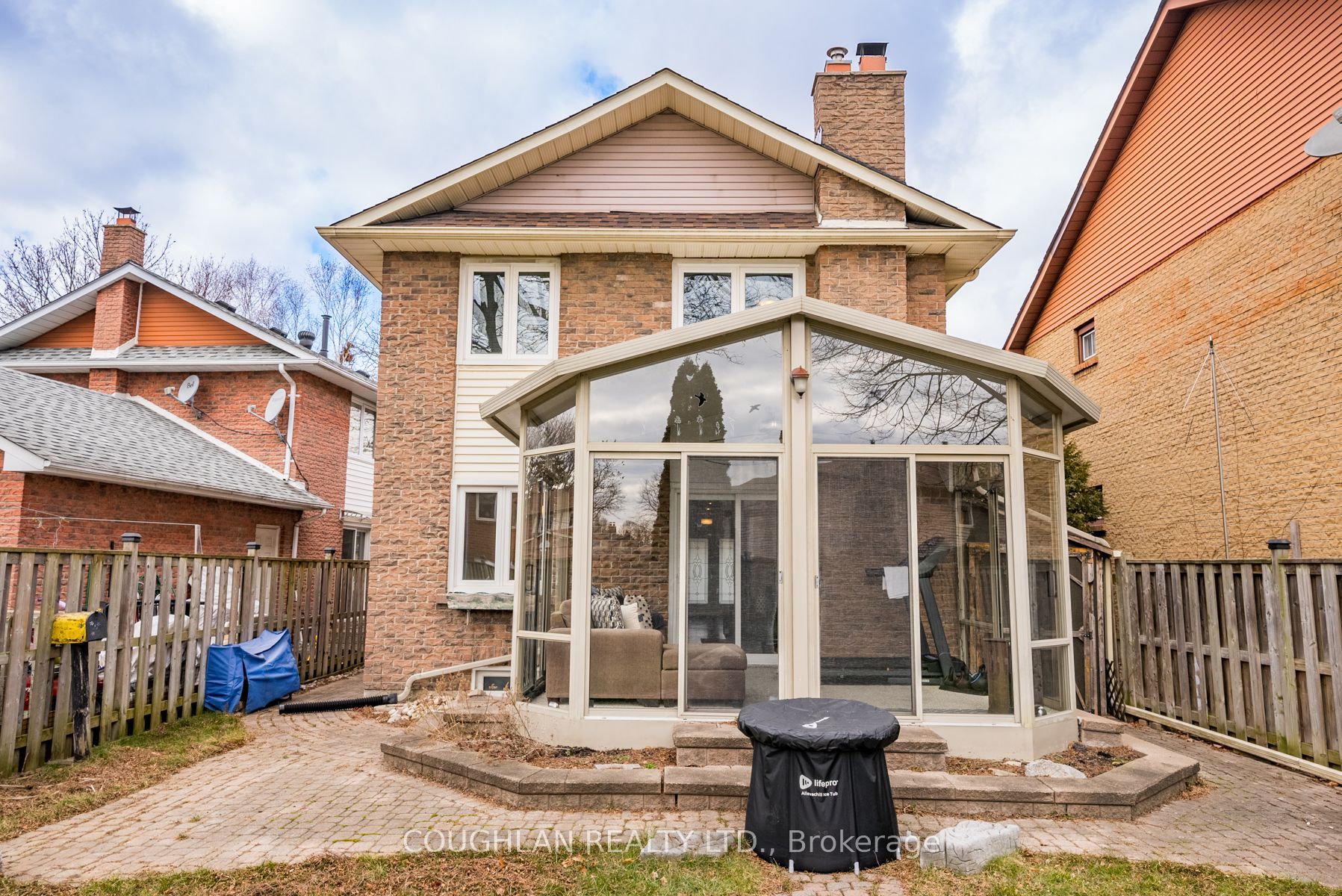 39 Longfellow Court