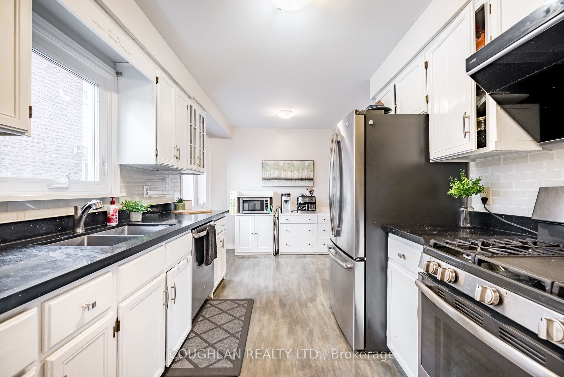 39 Longfellow Court
