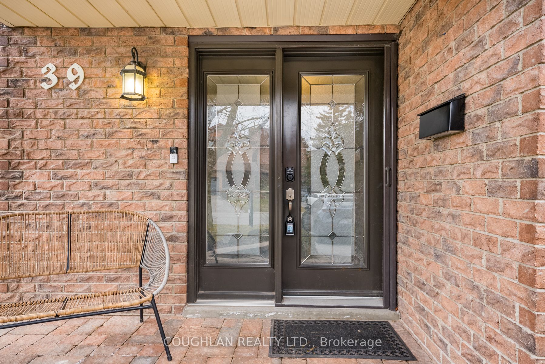 39 Longfellow Court