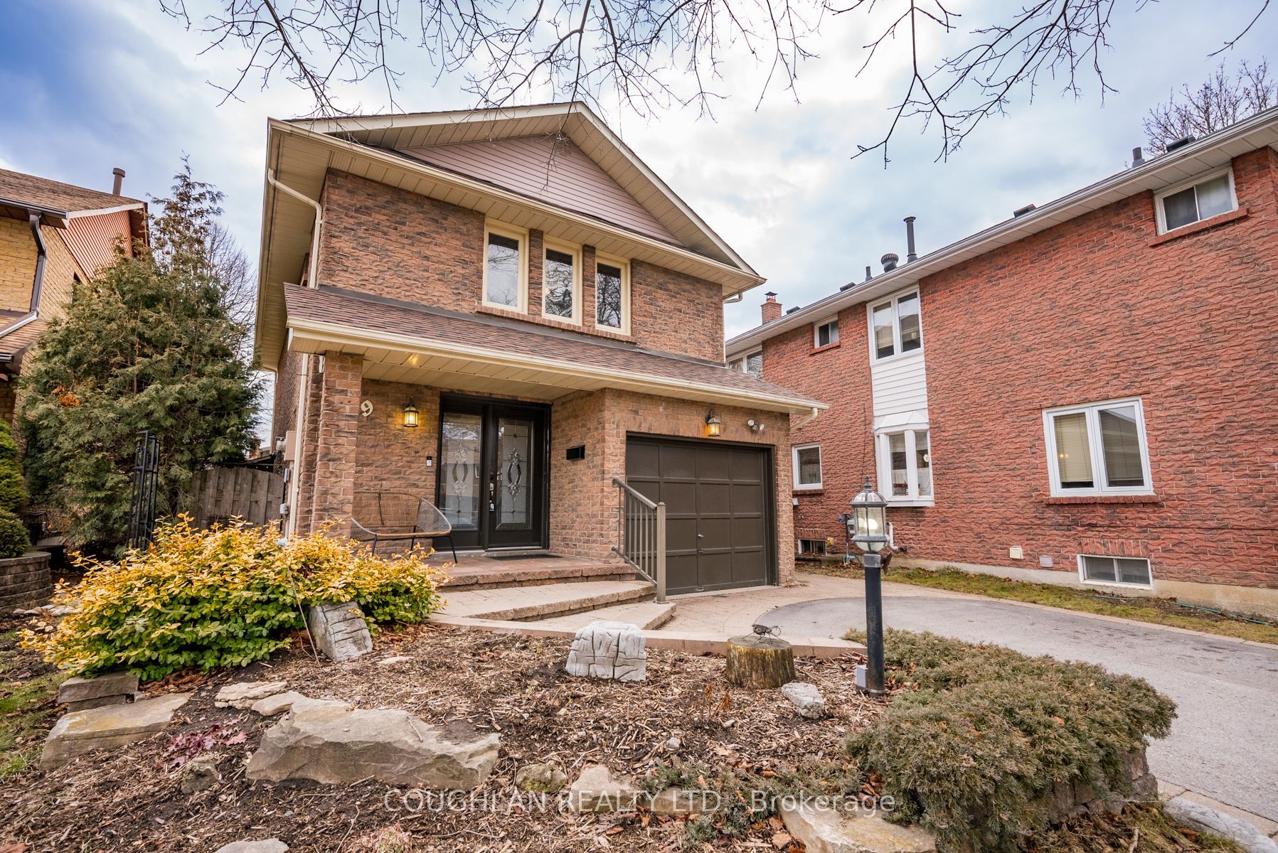 39 Longfellow Court