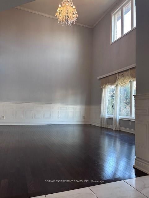 31 Donaldson Dr