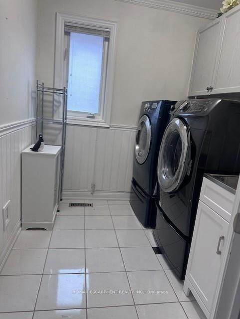 31 Donaldson Dr