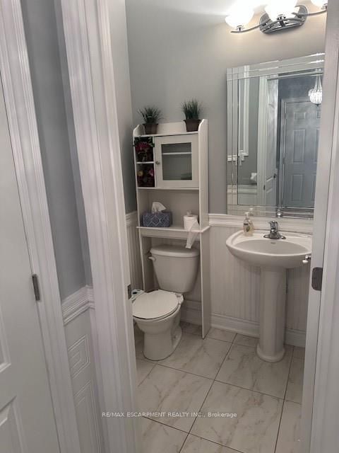 31 Donaldson Dr