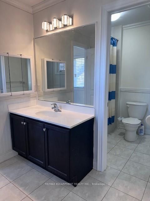31 Donaldson Dr