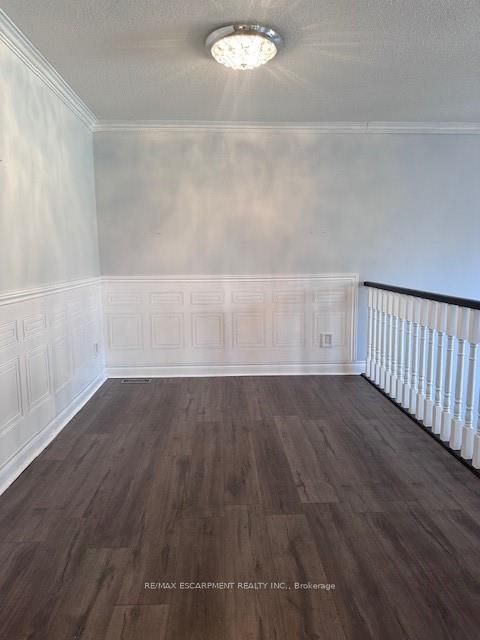 31 Donaldson Dr