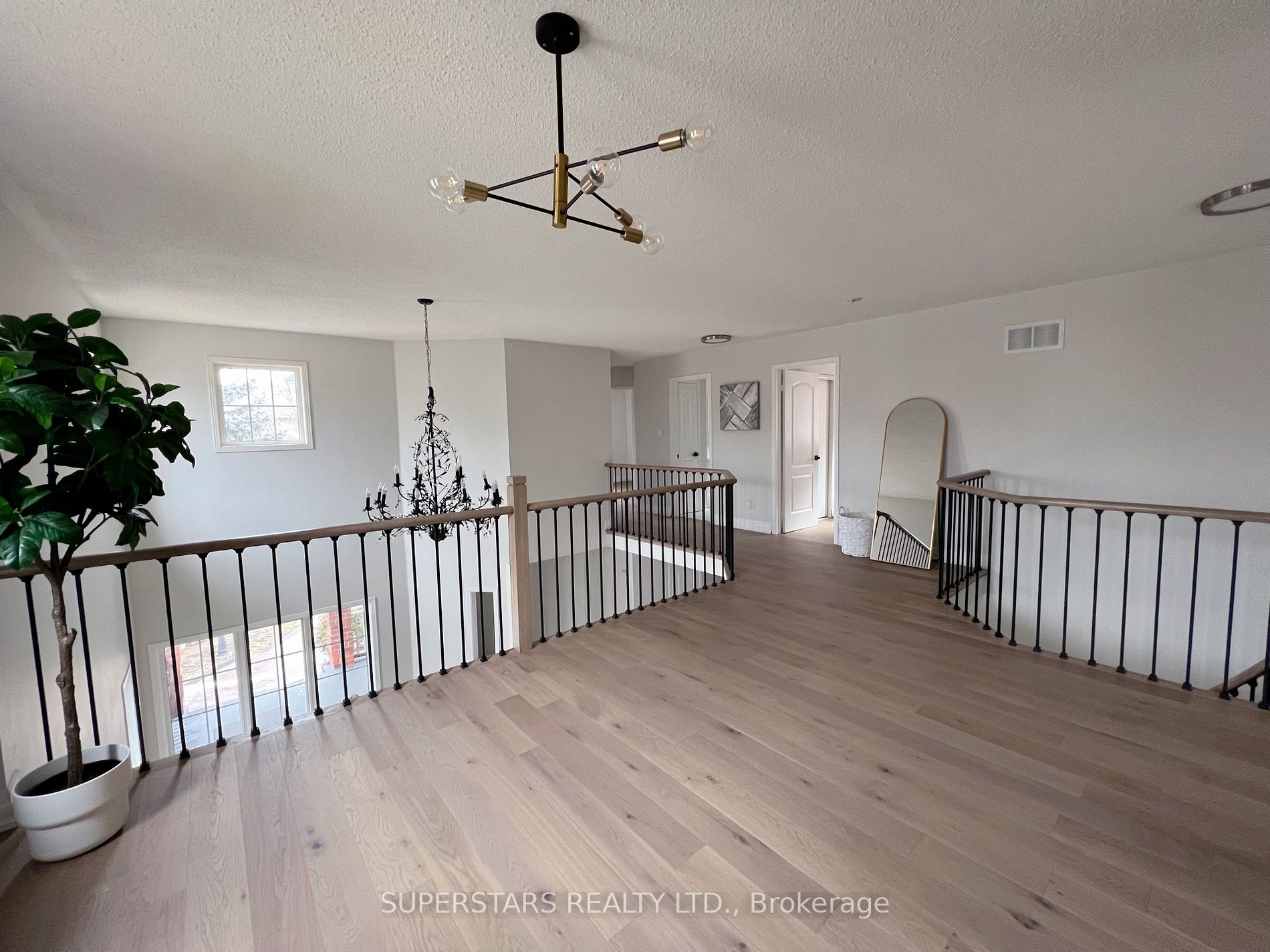 2 Redvers Street