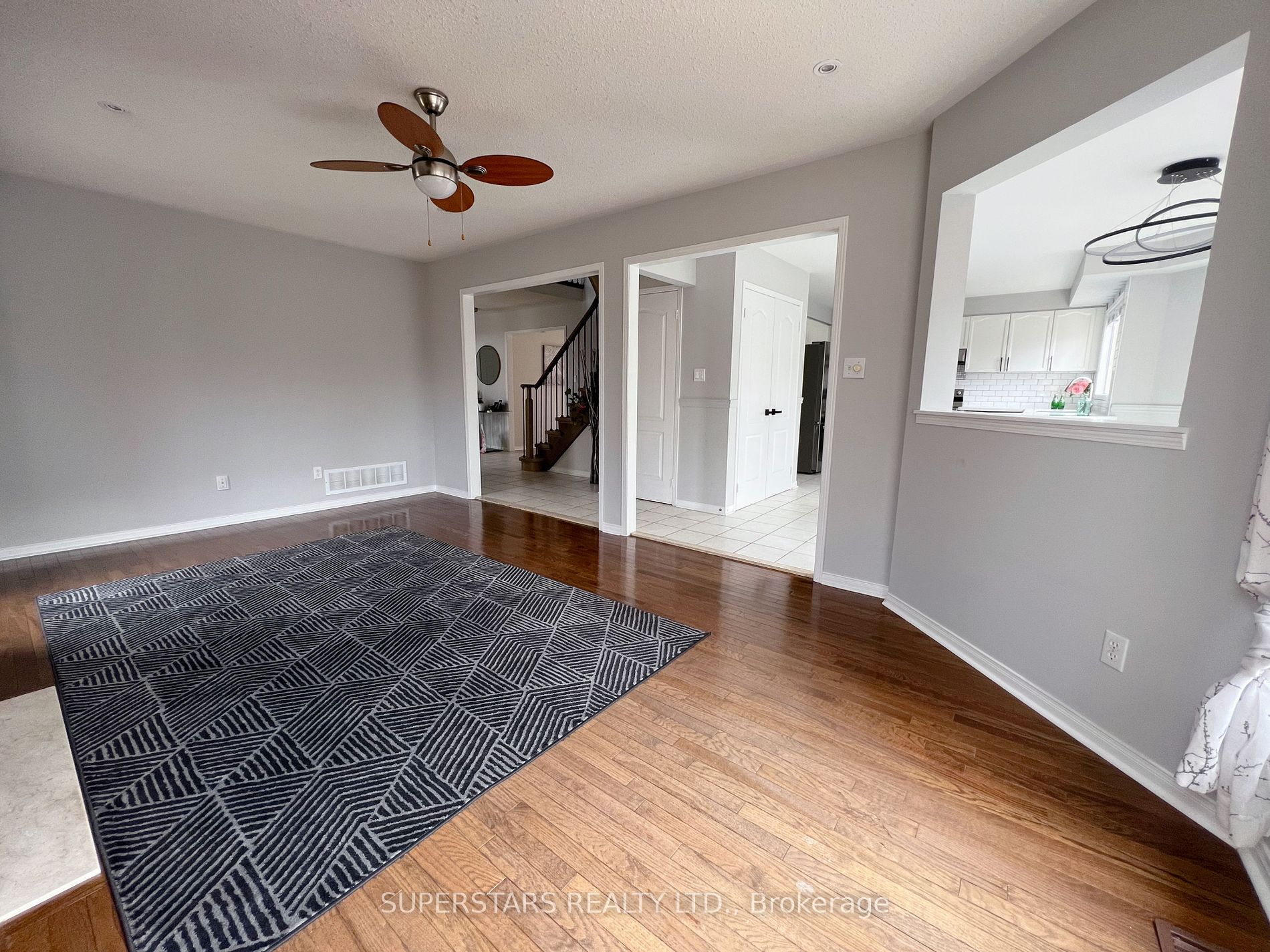 2 Redvers Street