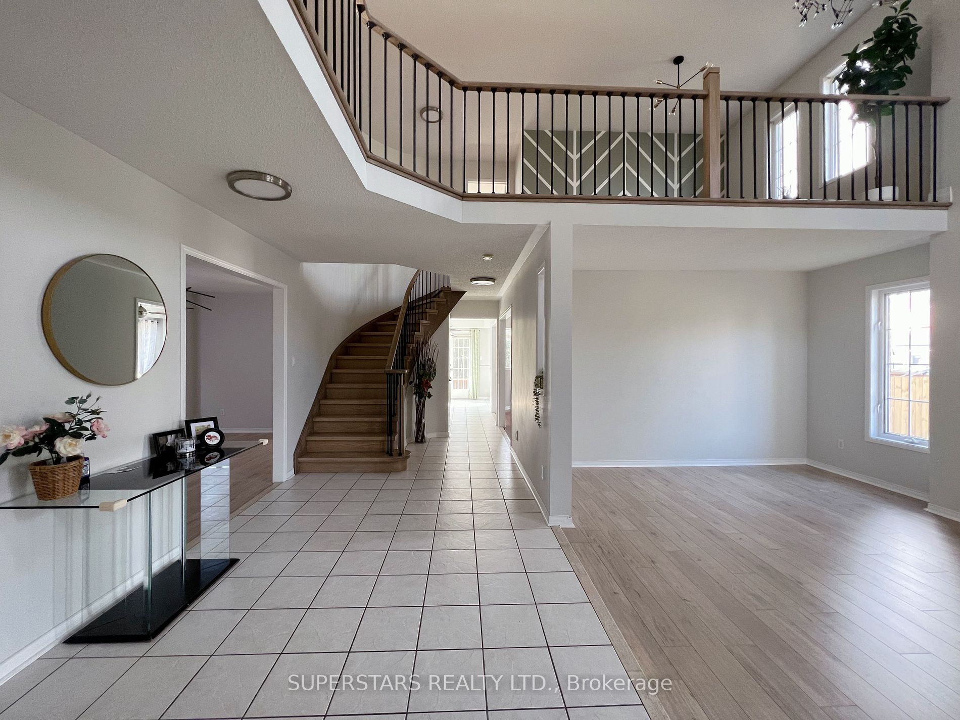 2 Redvers Street