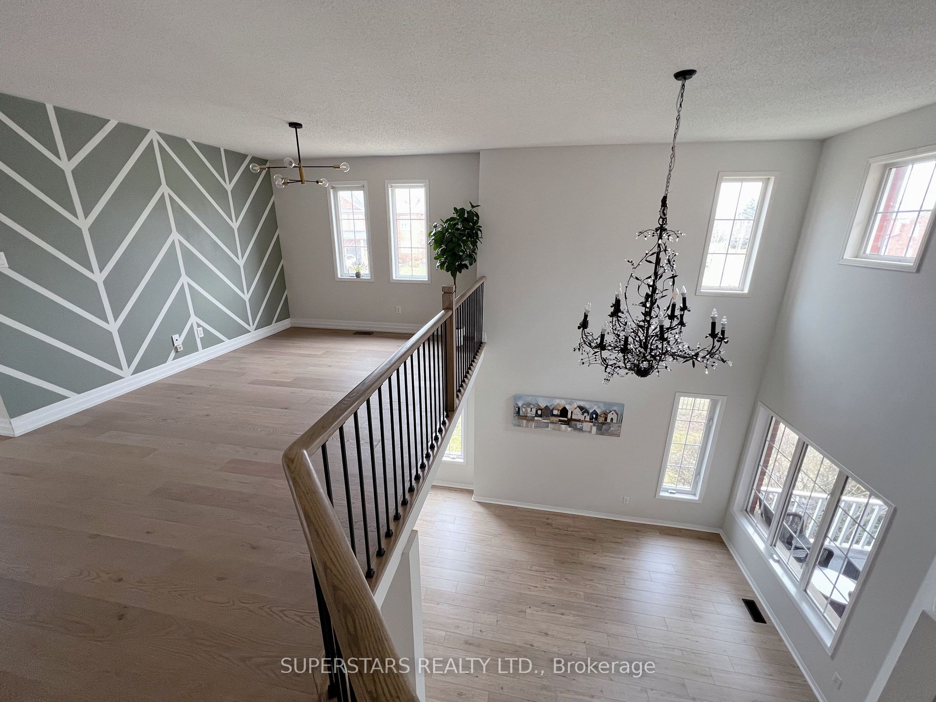 2 Redvers Street
