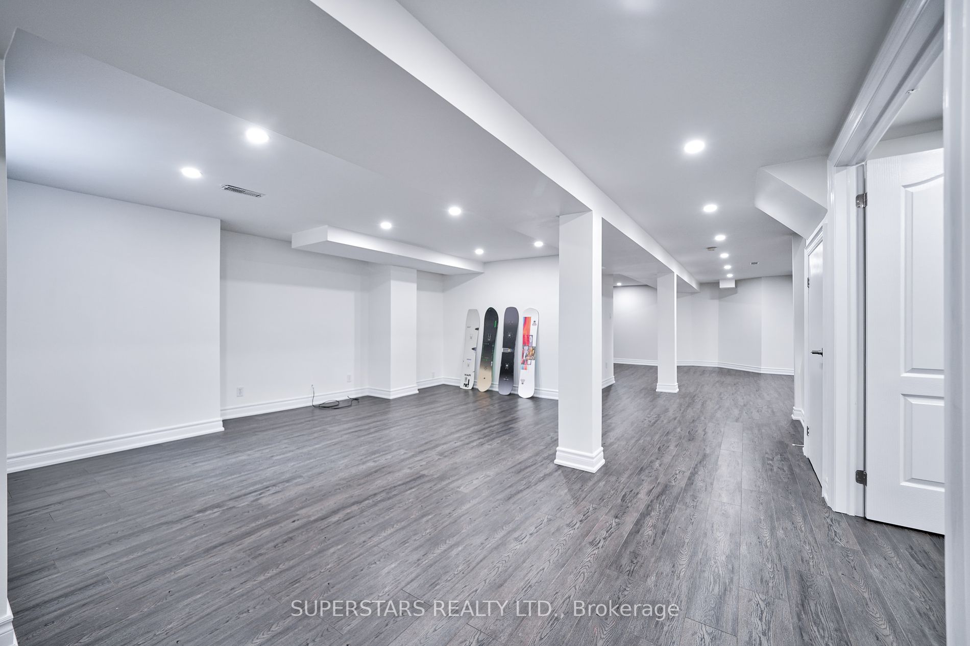 2 Redvers Street