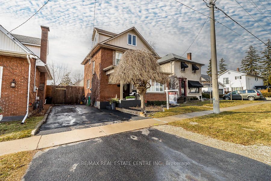 312 Golf St