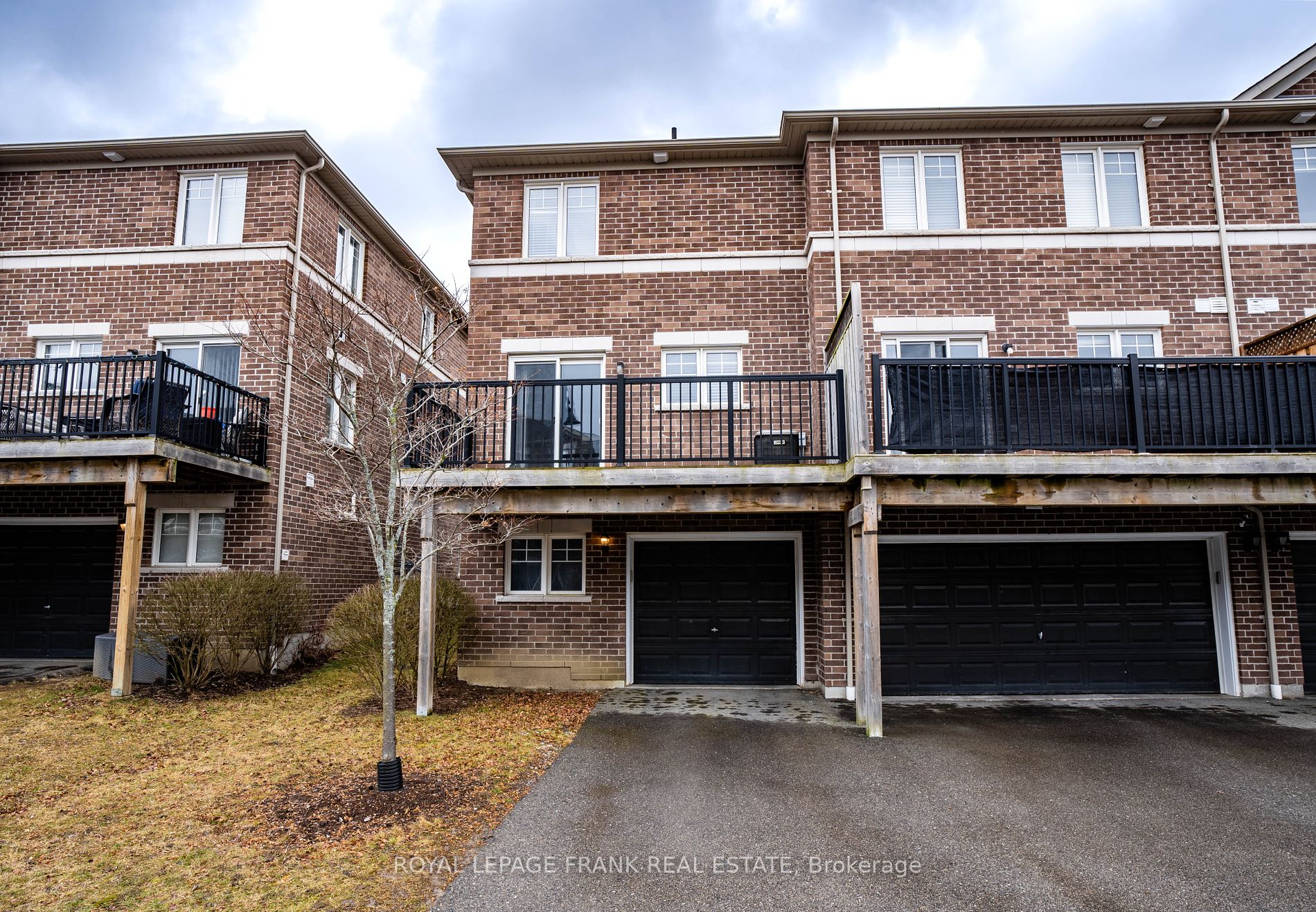 462 Meadowglade Rd