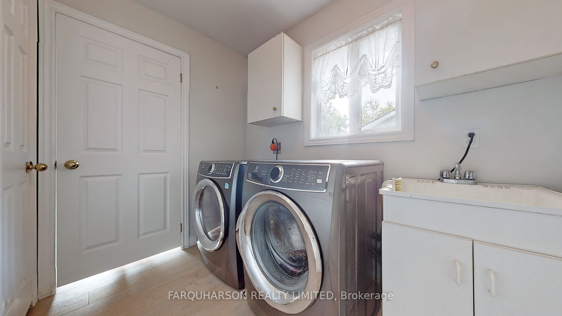 207 Aldred Dr