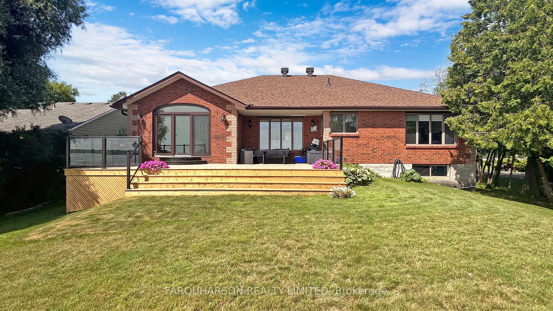 207 Aldred Dr