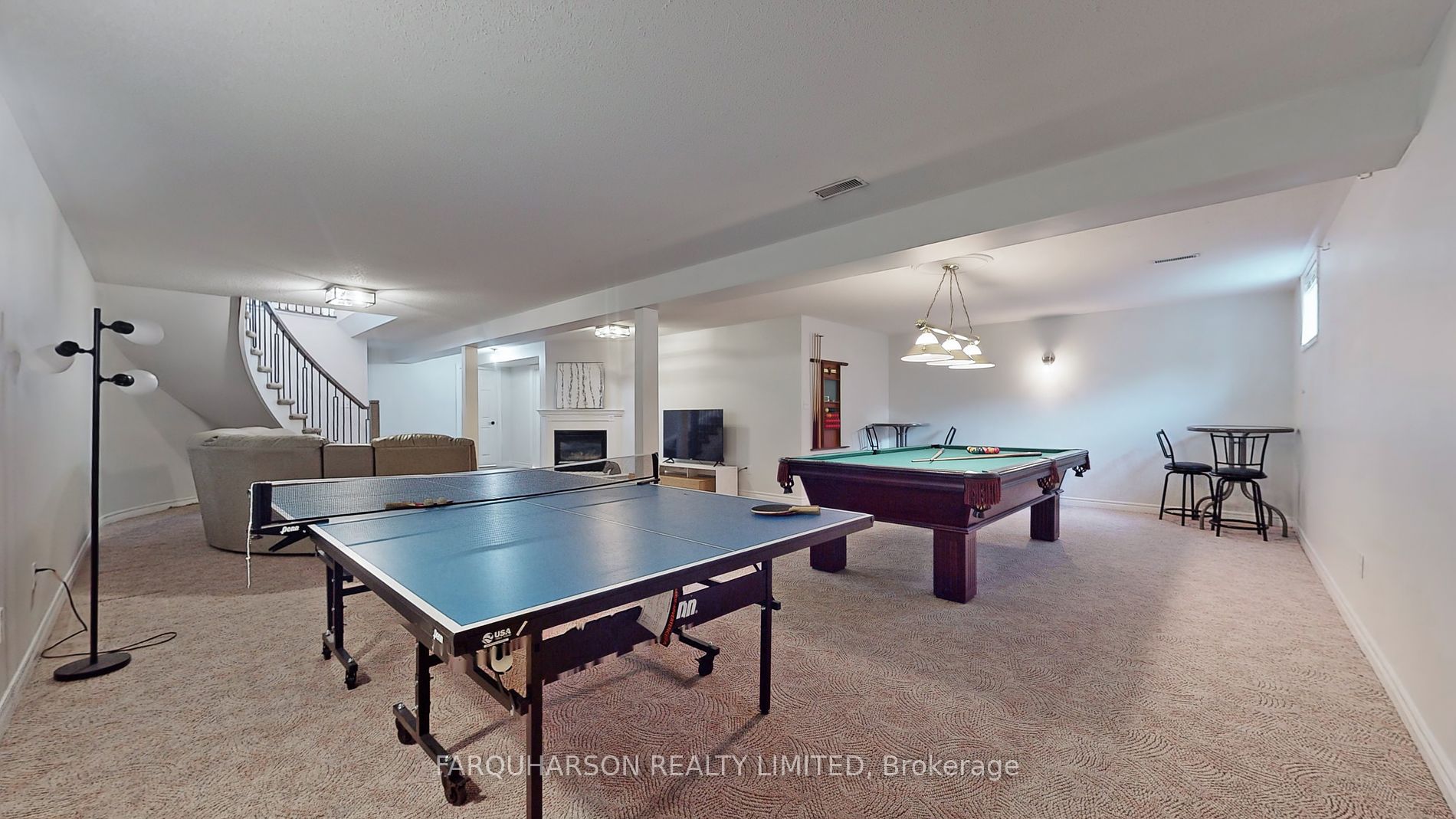 207 Aldred Dr
