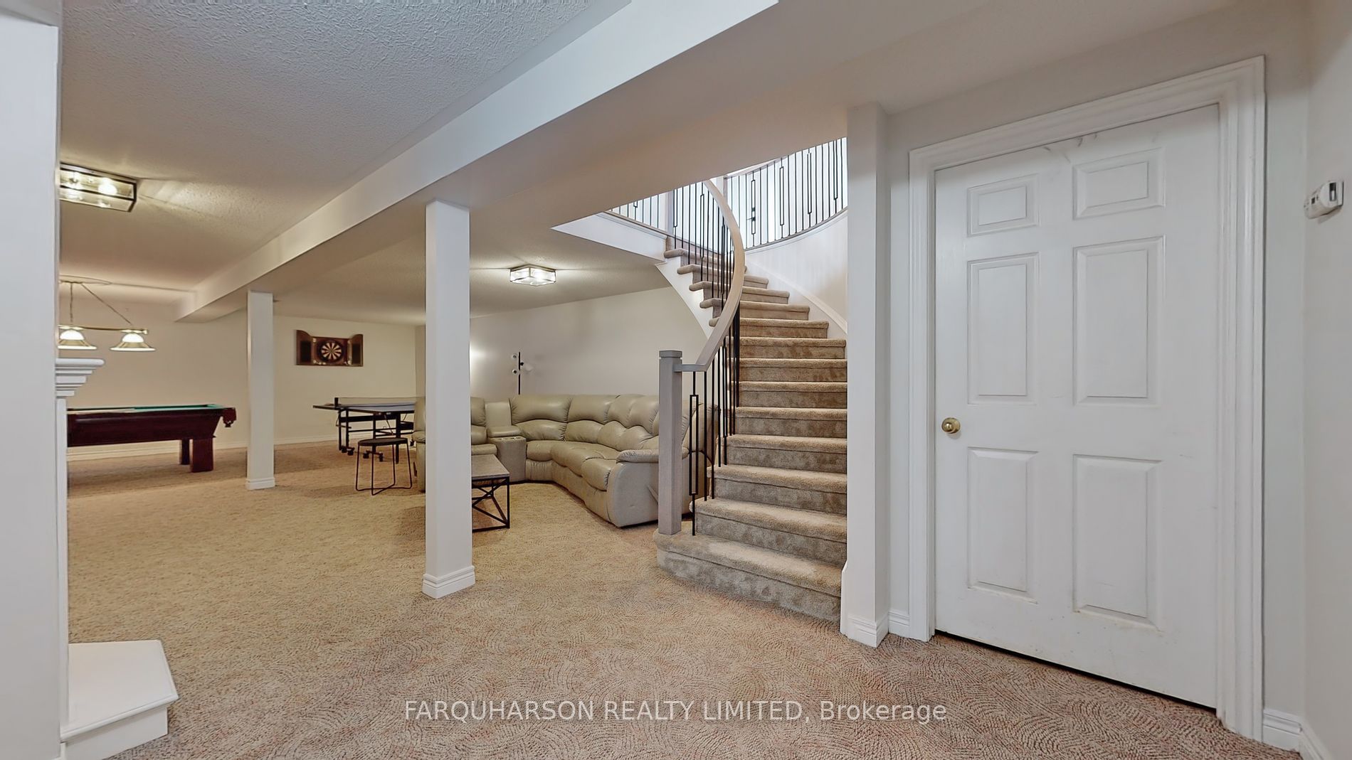 207 Aldred Dr
