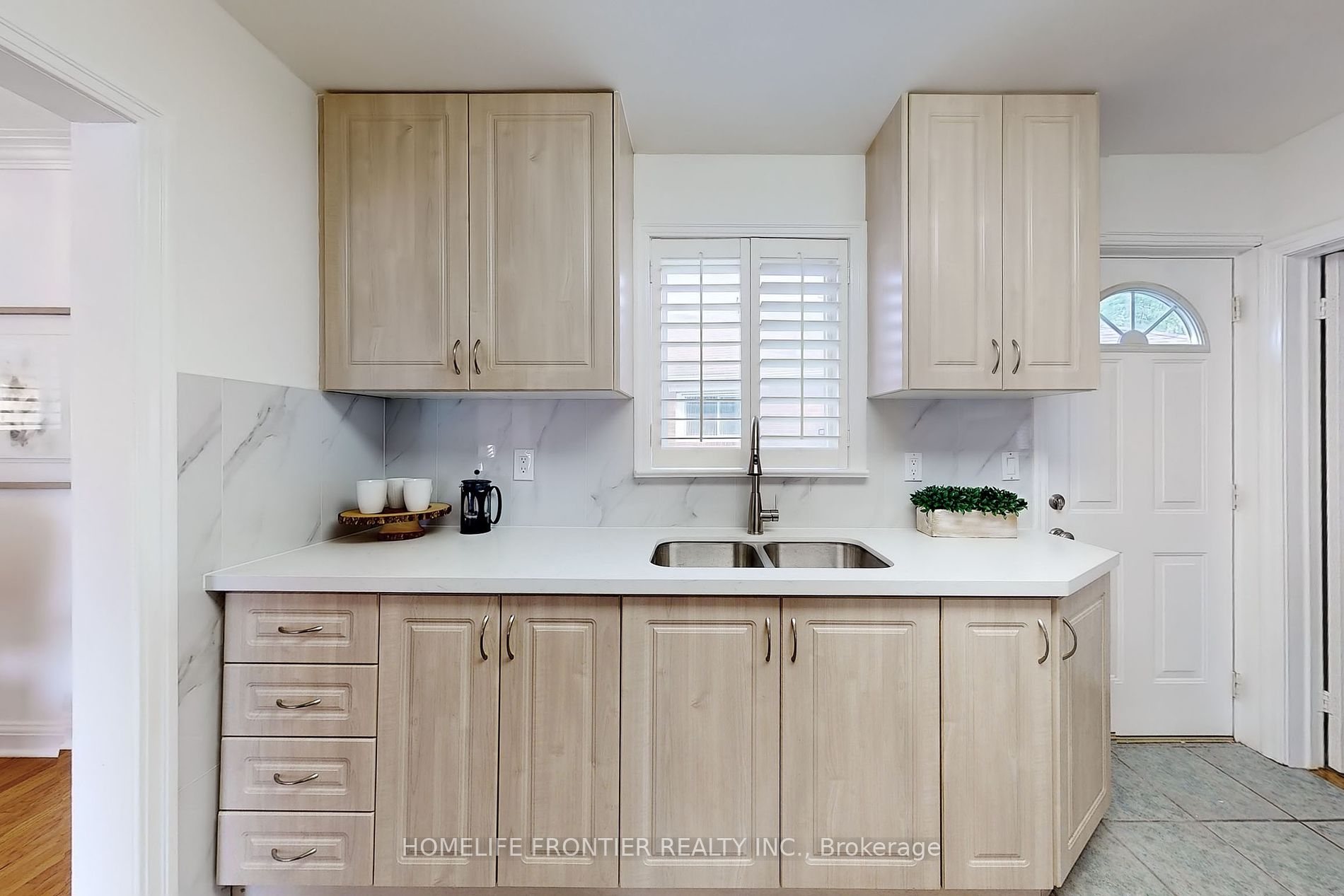 2 Kellyvale Rd