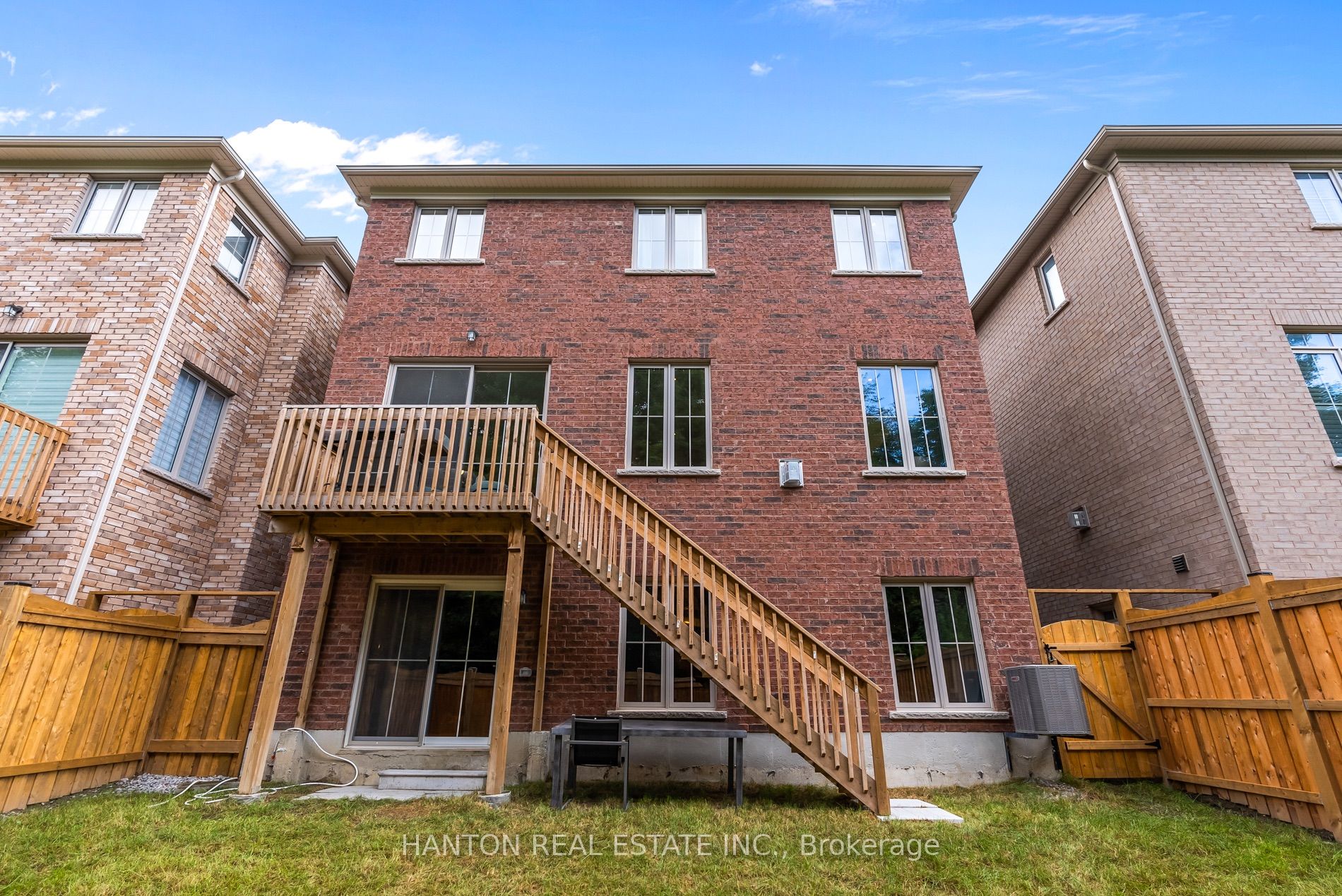 115 Auckland Dr