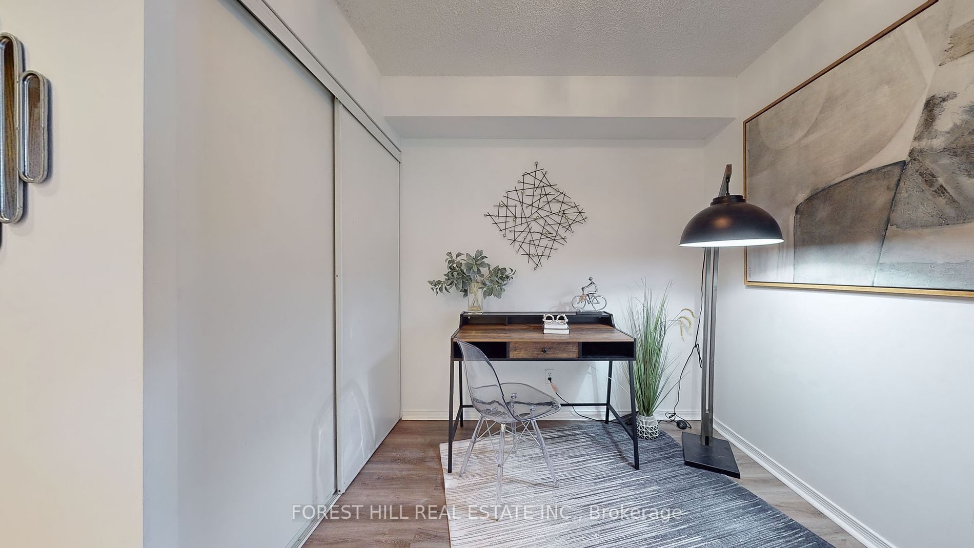 1765 Queen St E, #306