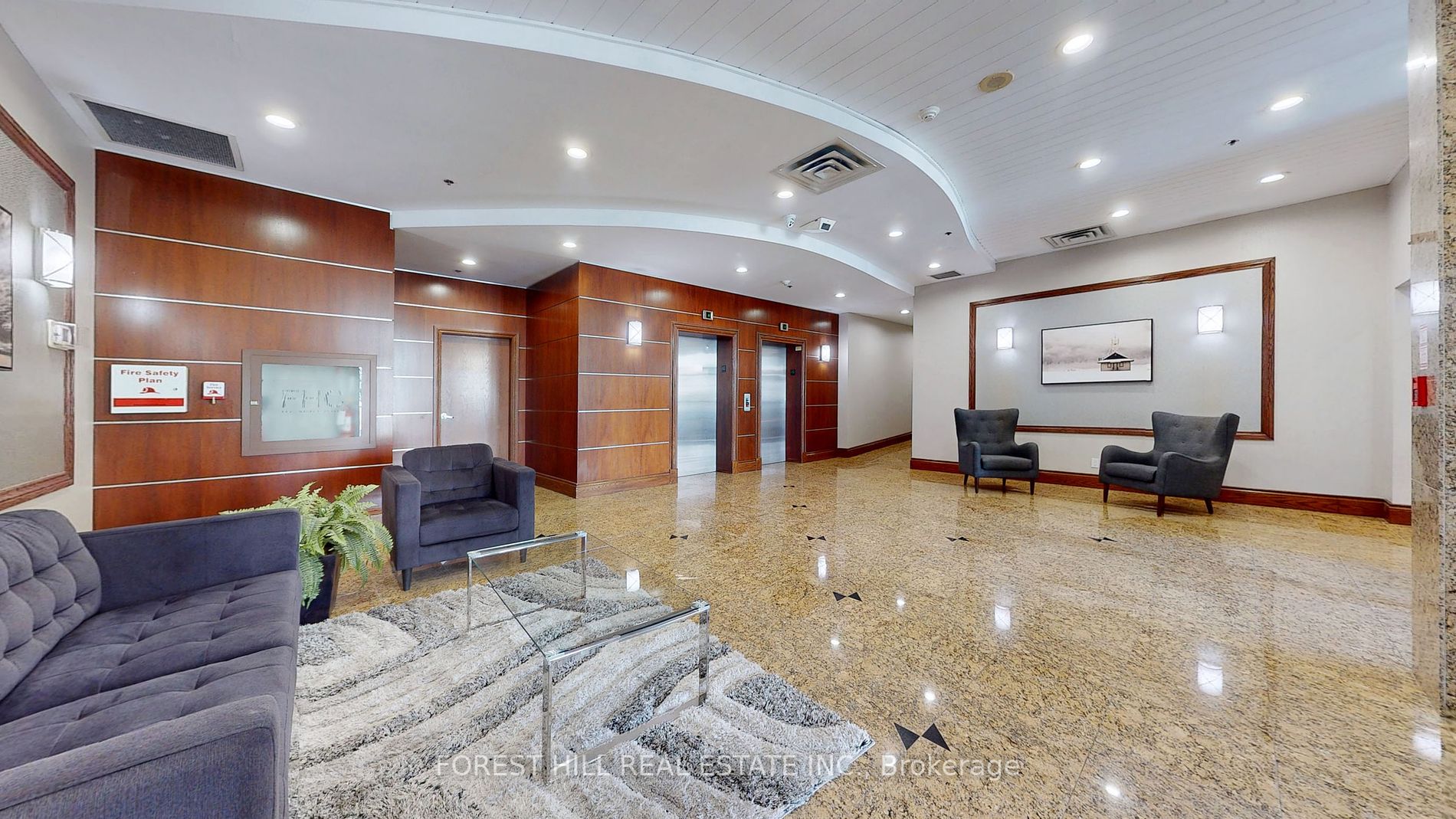 1765 Queen St E, #306