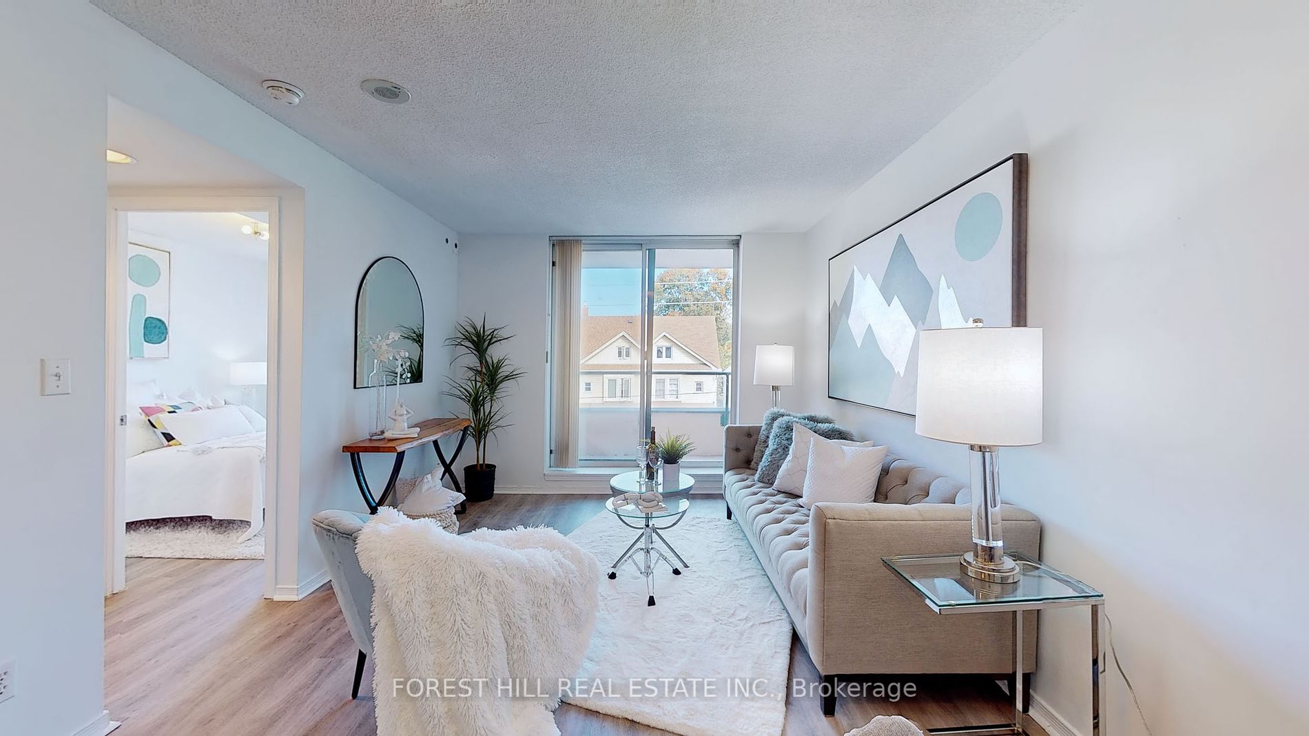1765 Queen St E, #306
