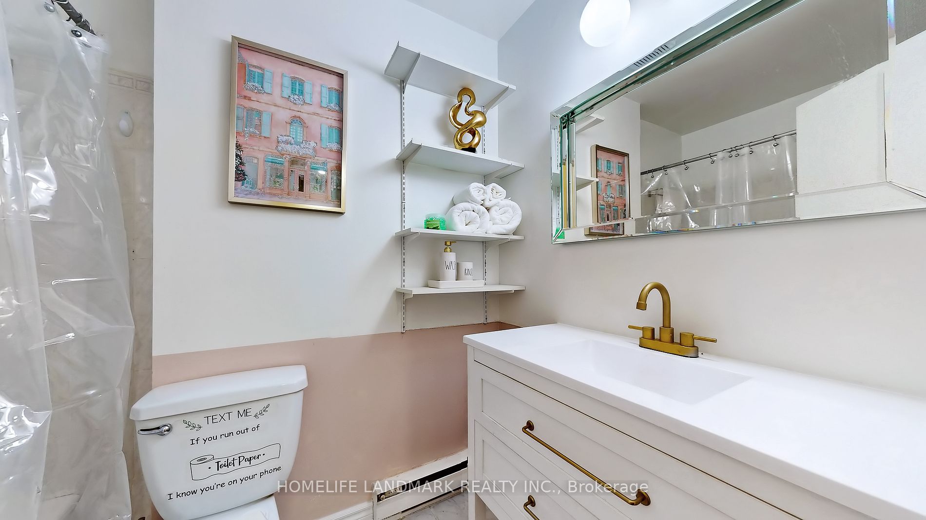 1209 Queen Street E, #82