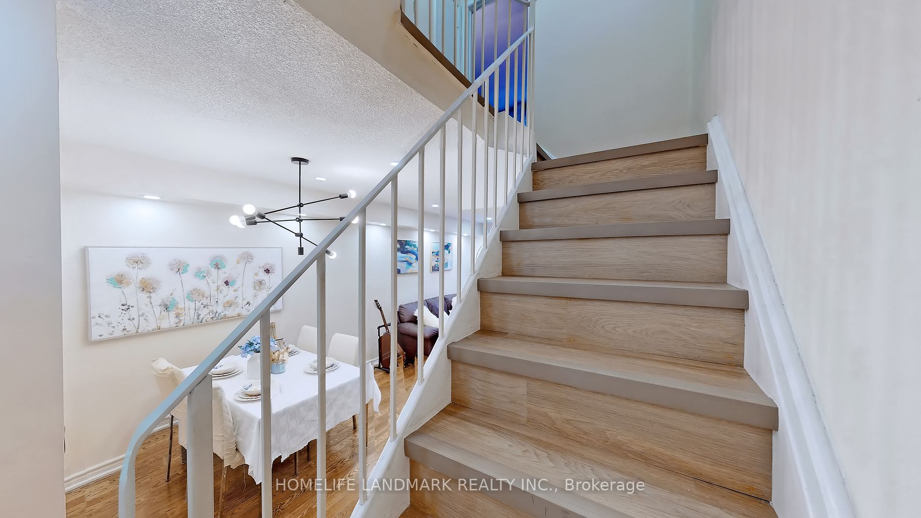 1209 Queen Street E, #82