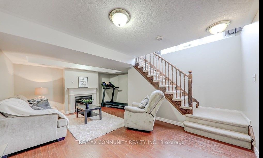 123 Silverwood Circle