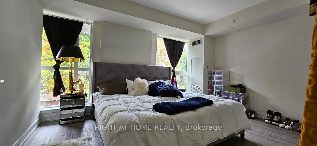 1350 Kingston Rd, #Th03