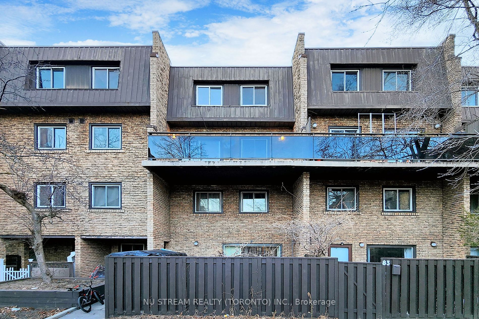 140 Ling Rd, #99