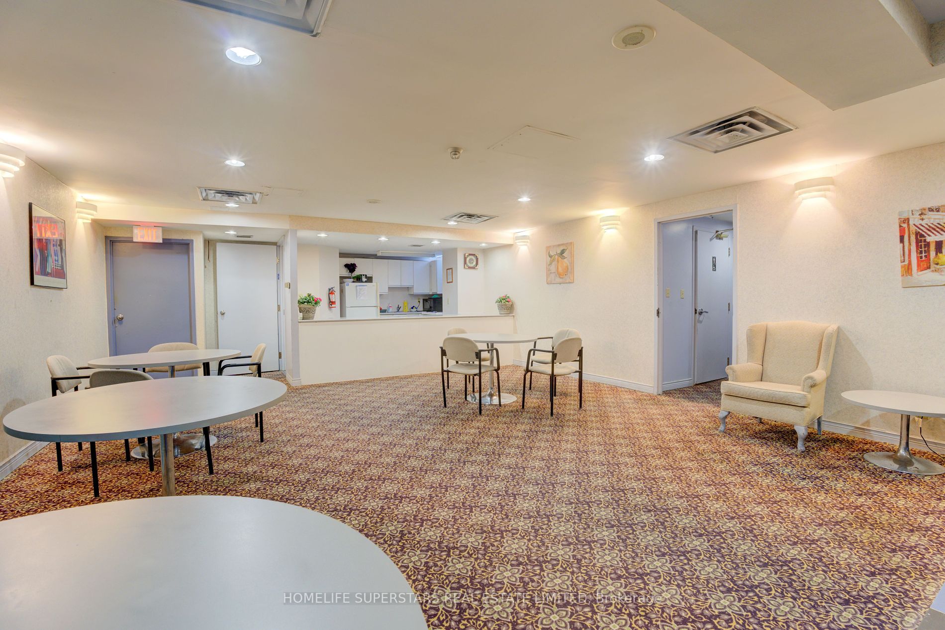 90 Dale Ave, #1003