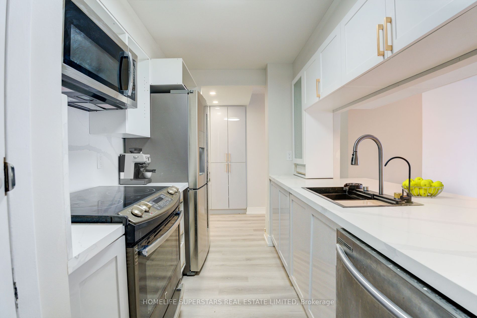 90 Dale Ave, #1003