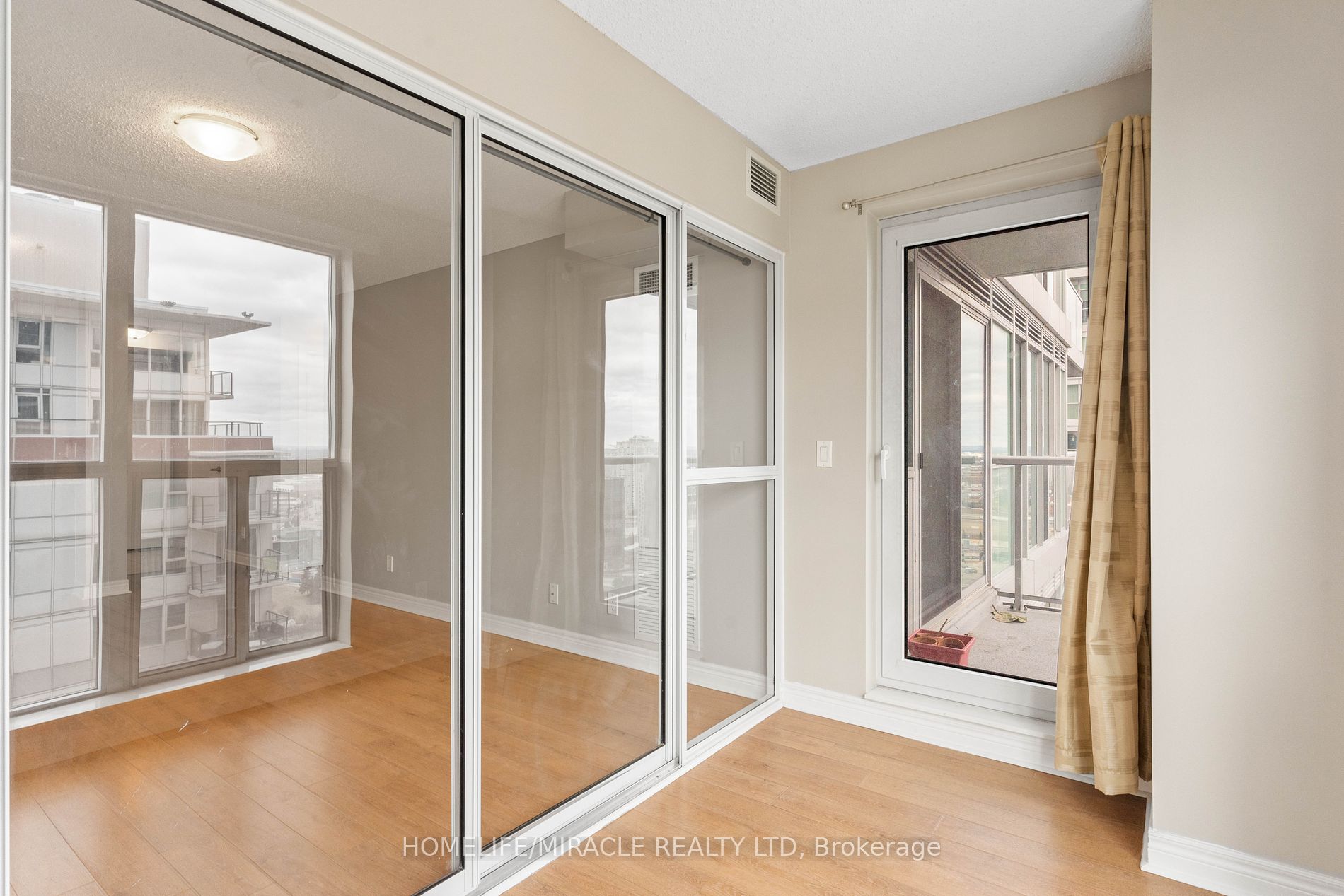 50 Town Centre Court, #2909