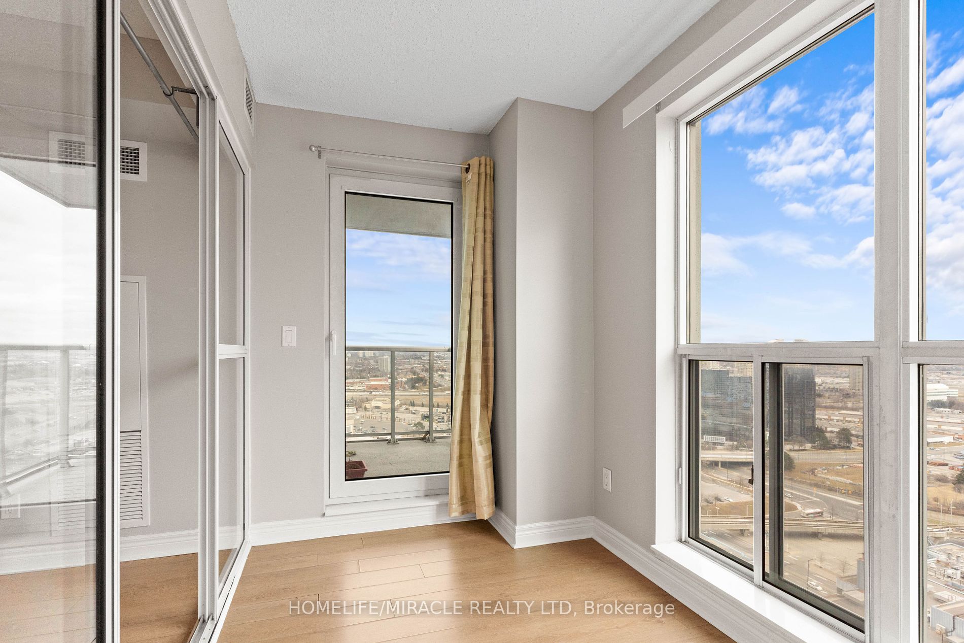 50 Town Centre Court, #2909