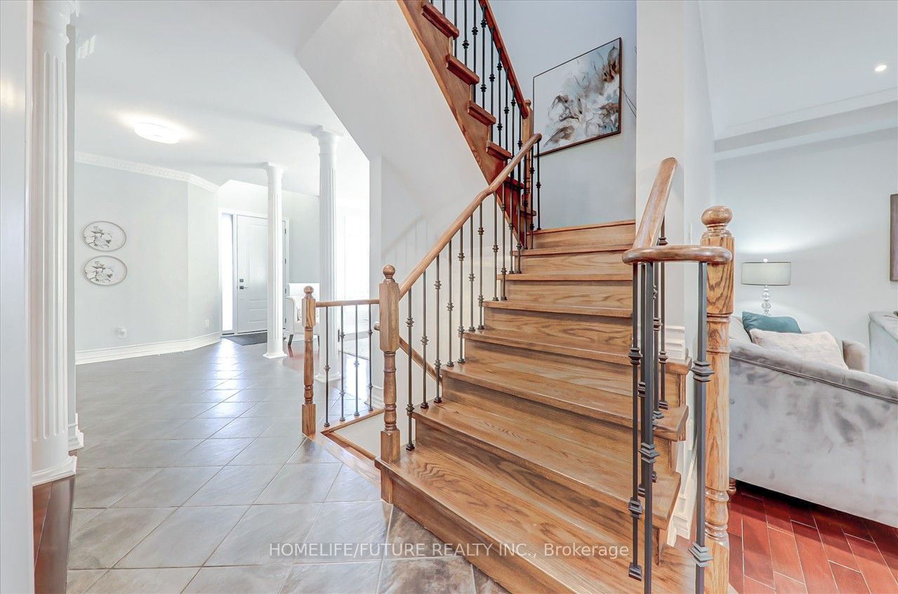 1761 Silver Maple Dr
