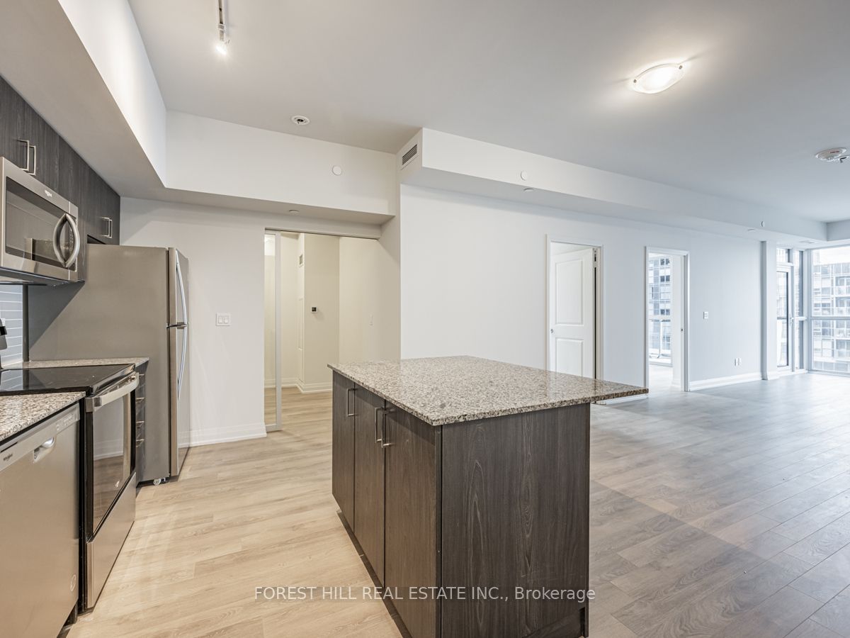 10 Meadowglen Place #401