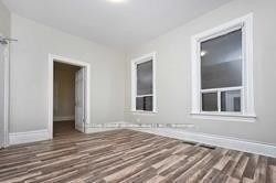 1932 Queen St E, #Upper#1