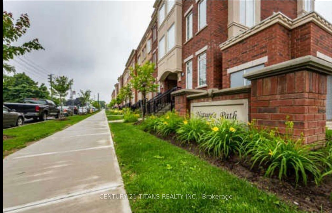 389 Beechgrove Drive, #82