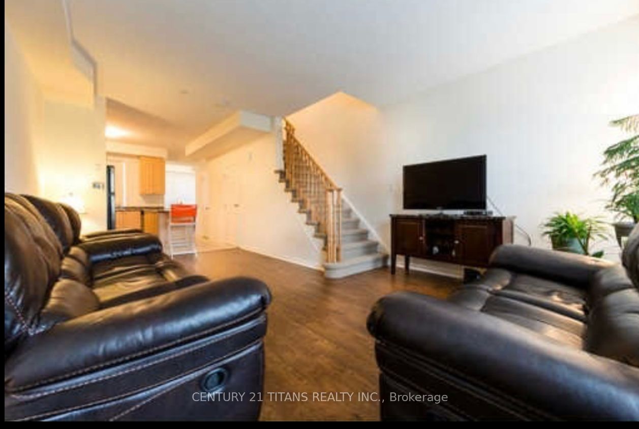389 Beechgrove Drive, #82