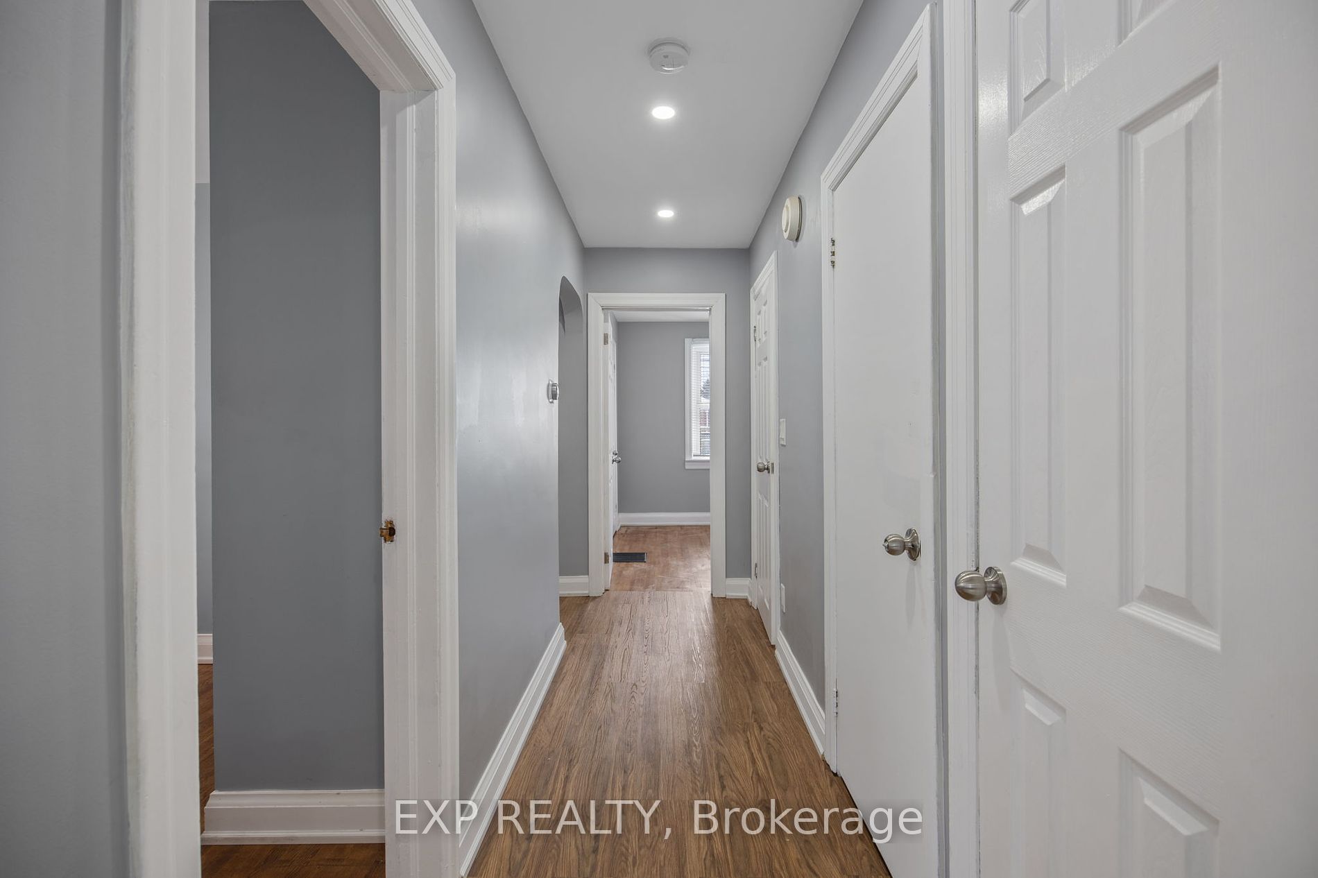 159 Cadillac Avenue S