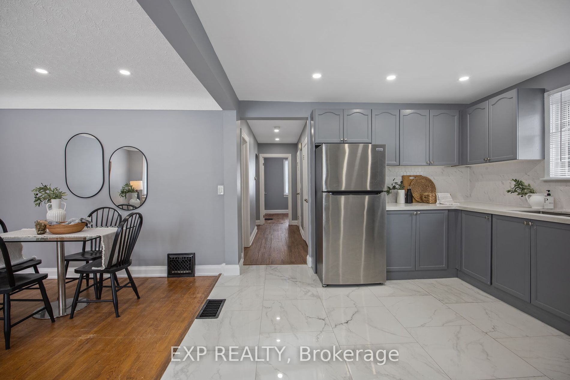 159 Cadillac Avenue S